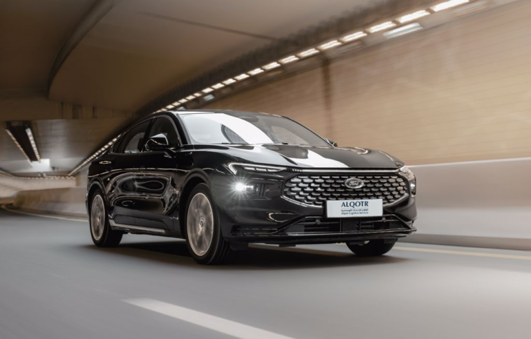Home 19 FORD TAURUS 2024 1
